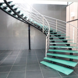 Curved glass staircase