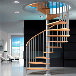 Wooden treads circular staircase