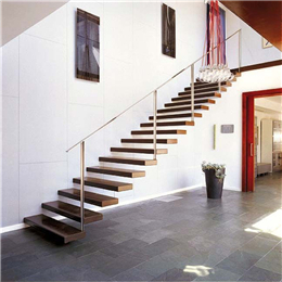 Wood cantilever staircase