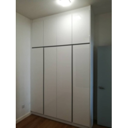 Custom Swing Door Wardrobe