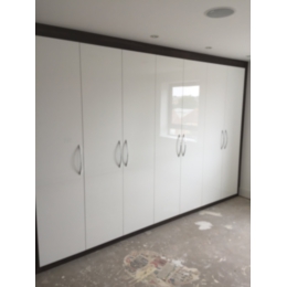 Reflective High Gloss Wardrobe